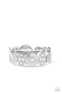 Paparazzi ~ Pleasantly Posy ~ Silver Bracelet