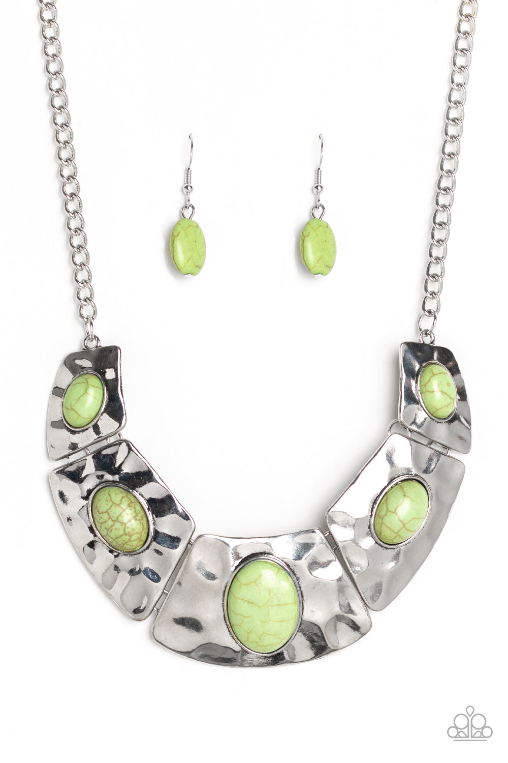 Paparazzi ~ RULER In Favor ~ Green Necklace Set