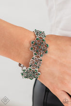Load image into Gallery viewer, Paparazzi ~ Royally Romantic ~ Green Necklace and Bracelet Set (Fashion Fix Exclusive)