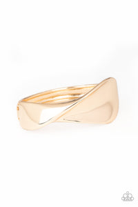 Paparazzi ~ Retro Reflections ~ Gold Bracelet