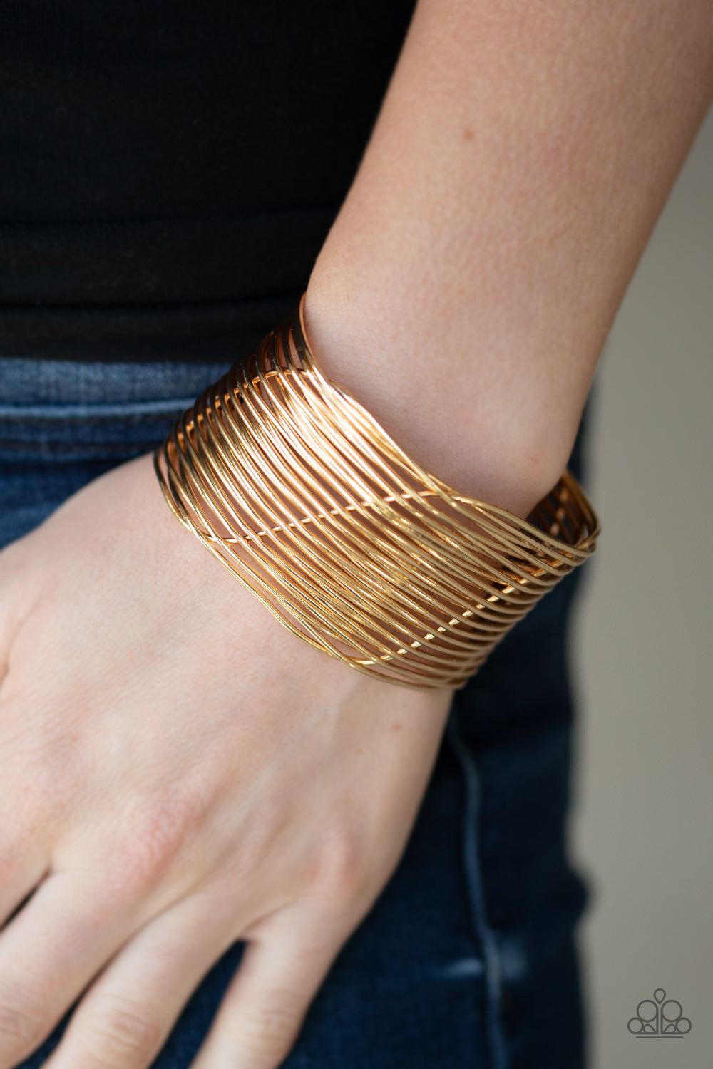 Paparazzi ~ Retro Revamp ~ Gold Cuff Bracelet
