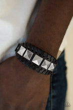 Load image into Gallery viewer, Paparazzi ~ Riders Rally ~ Men&#39;s Black Urban Bracelet