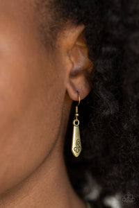 Paparazzi ~ Rogue Vogue ~ Brass Necklace Set