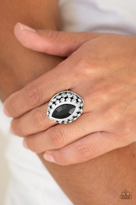 Paparazzi ~ Royal Radiance ~ Black Ring with Stretchy Band