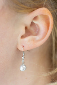 Paparazzi ~ Run For The HEELS! ~ Blue Pearl Necklace Set