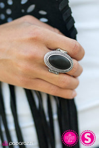 Paparazzi ~ Simply Santa Fe ~ Fashion Fix Complete Trend Blend ~ Black & Silver Necklace Set