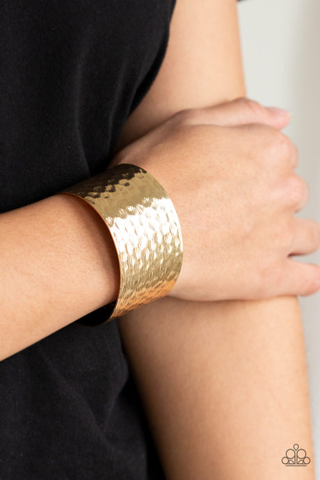 Paparazzi ~ Simmering Shimmer ~ Gold Cuff Bracelet
