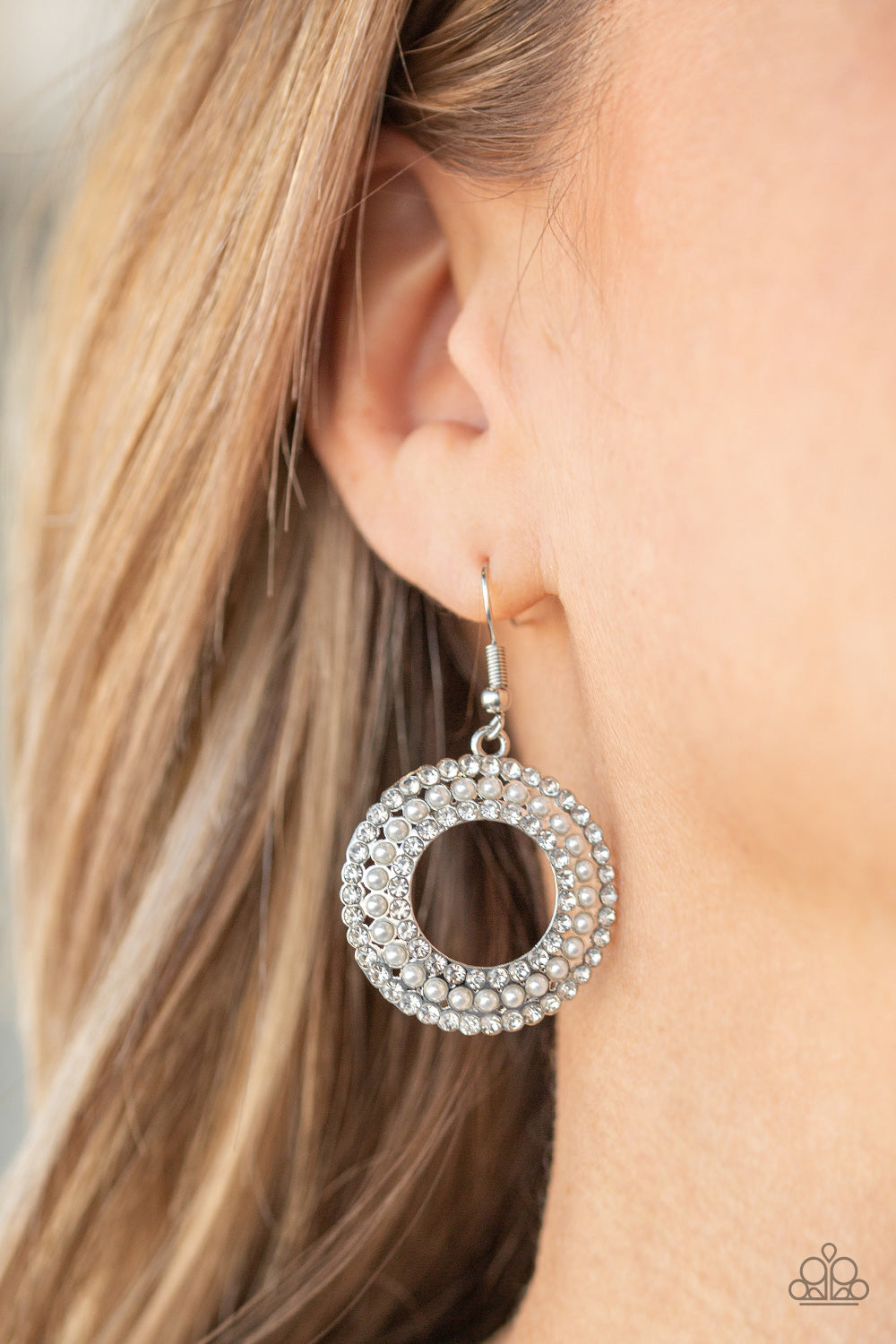 Paparazzi ~ Sparkle Splurge ~ White Pearl Earrings