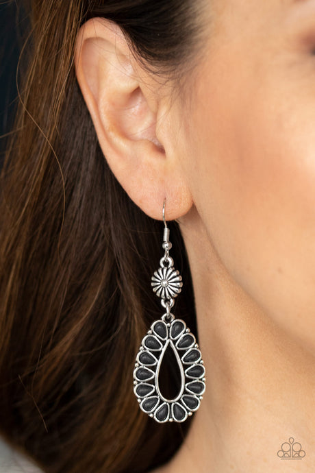 Paparazzi ~ Stone Orchard ~ Black Earrings