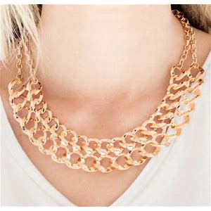 Paparazzi ~ Street Meet and Greet ~ Gold Necklace Set