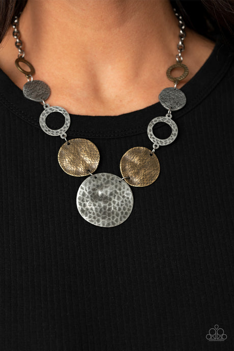 Paparazzi ~ Terra Adventure ~ Silver Necklace Set