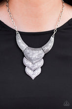 Load image into Gallery viewer, Paparazzi ~ Texas Temptress ~ Silver Necklace Set