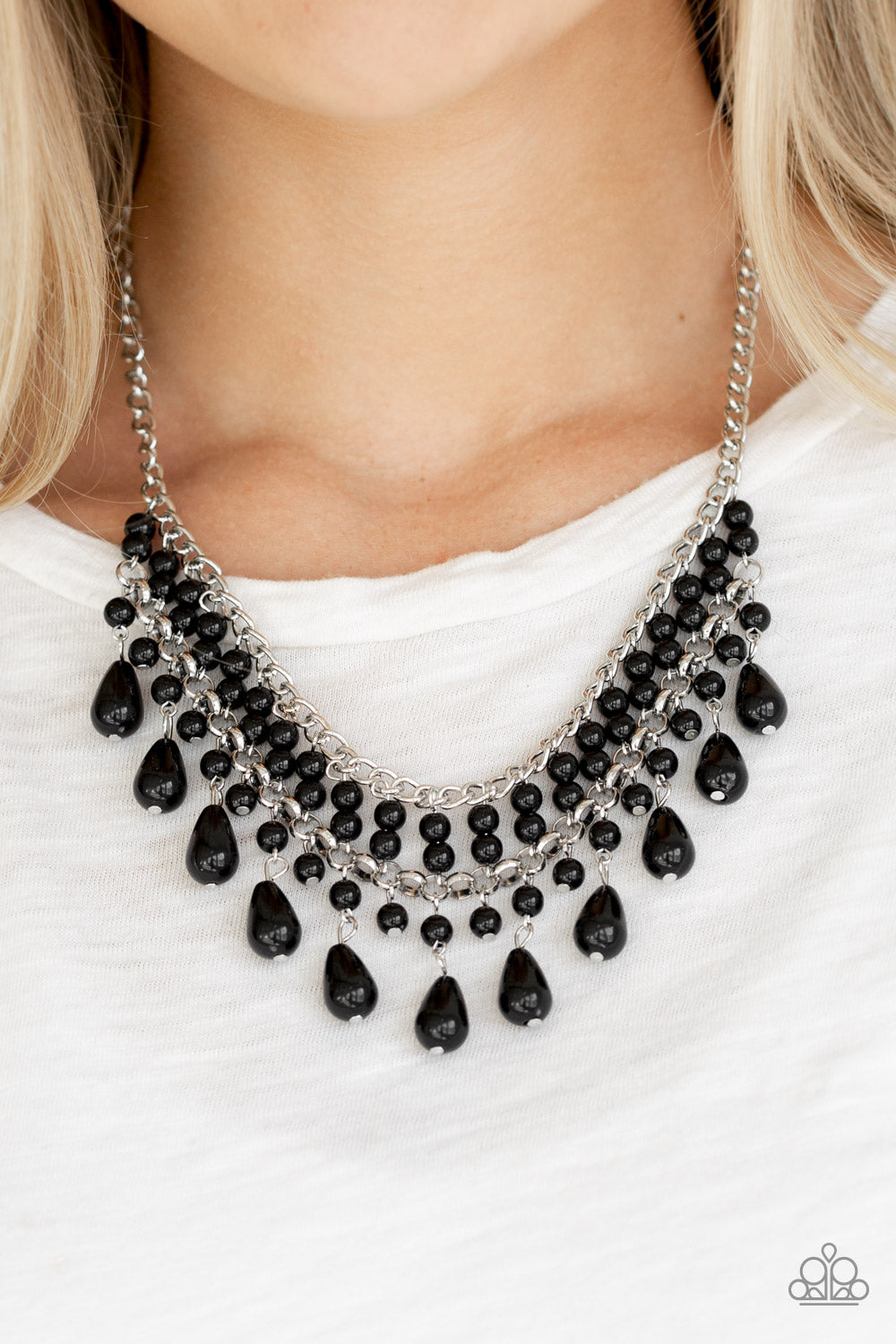 Paparazzi ~ The Guest List ~ Black Necklace Set