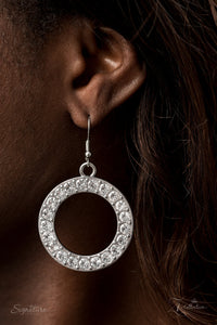 Paparazzi ~ "The Keila" ~ ZI Collection ~ Silver Necklace Set