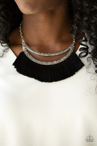 Paparazzi ~ The MANE Event ~ Black Necklace Set