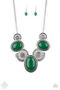 Paparazzi ~ The Medallion-aire ~ Green Necklace Set (Fashion Fix Exclusive)