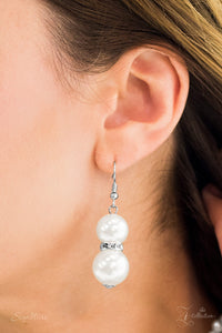 Paparazzi ~ "The Stevie" ~ ZI Collection ~ White Pearl Necklace Set