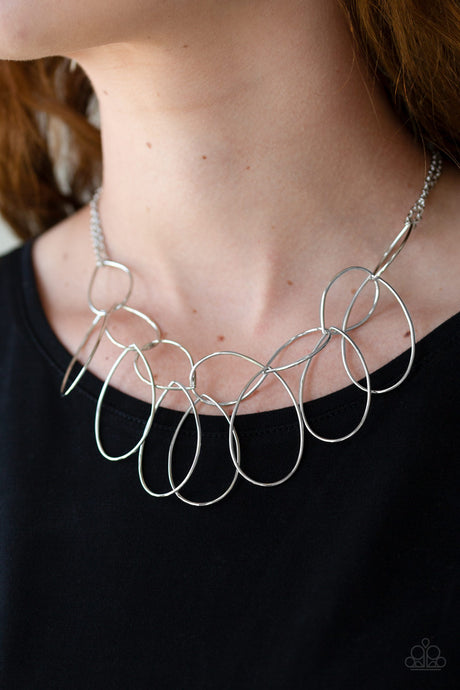 Paparazzi ~ Top-TEAR Fashion ~ Silver Necklace Set