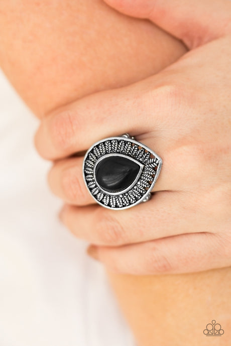 Paparazzi ~ Totally Tropicana ~ Black Ring with Stretchy Band