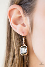 Load image into Gallery viewer, Paparazzi ~ Urban Dynasty ~ Gold Necklace Set
