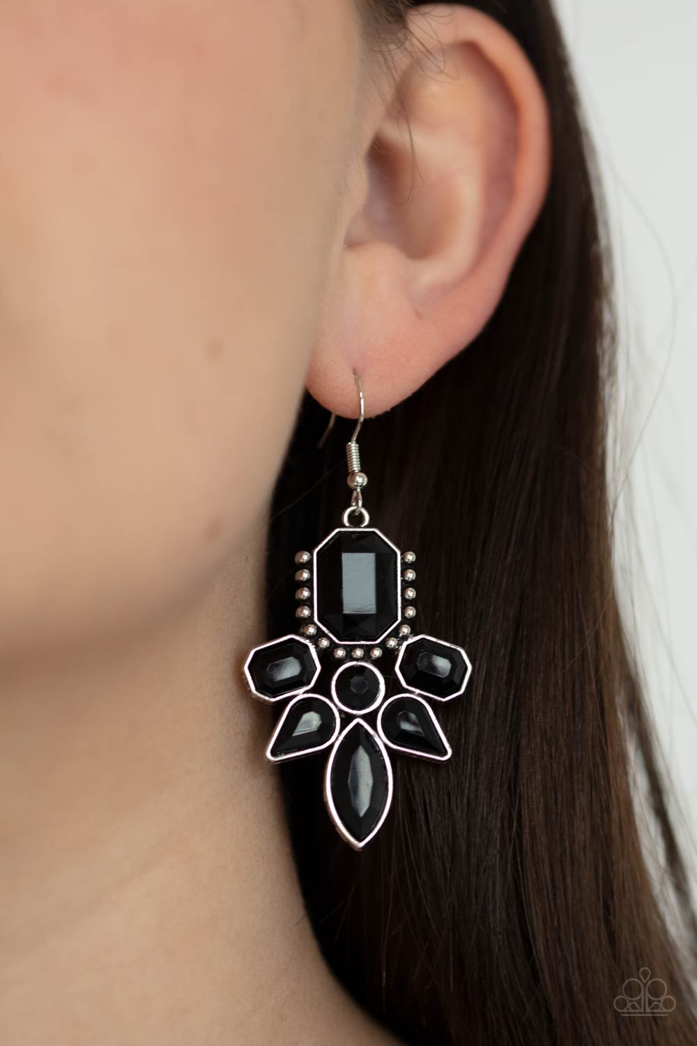 Paparazzi ~ Vacay Vixen ~ Black Earring