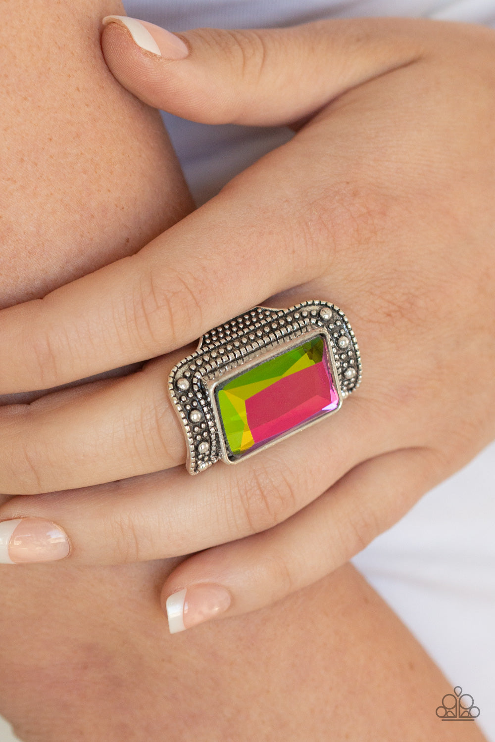 Paparazzi ~ Very HEIR-descent ~ Multi Ring with Stretchy Band