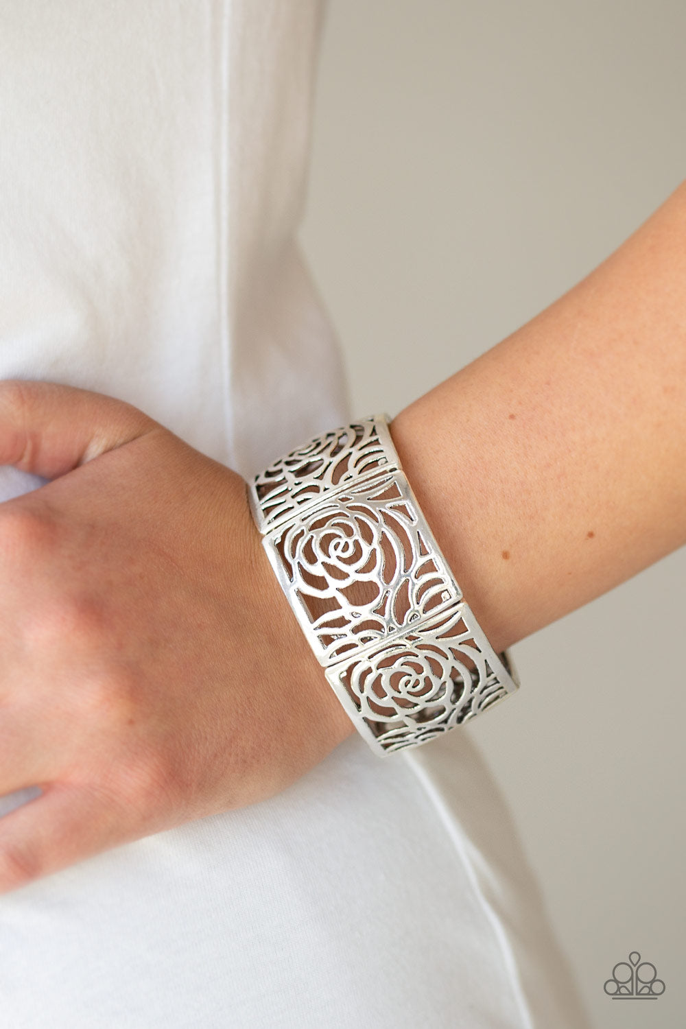 Paparazzi ~ Victorian Variety ~ Silver Bracelet