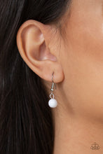 Load image into Gallery viewer, Paparazzi ~ Wait and SEA ~ White Necklace Set