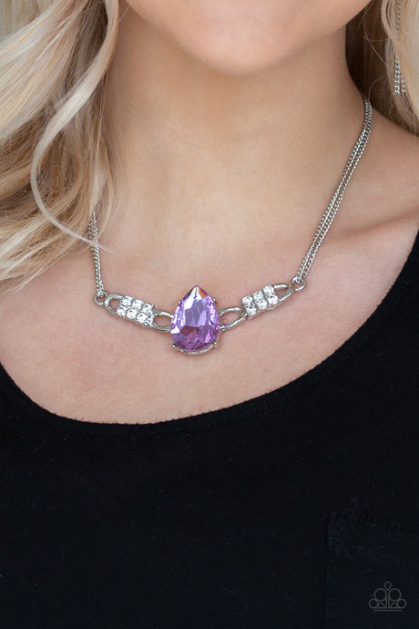 Paparazzi ~ Way To Make An Entrance ~ Purple Necklace Set