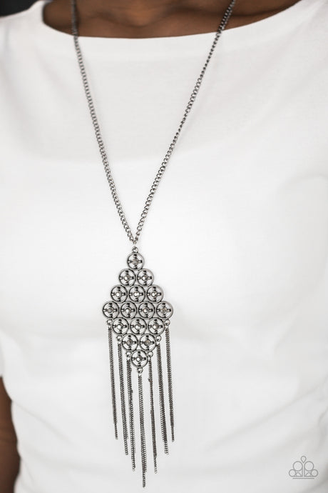 Paparazzi ~ Web Design ~ Black Necklace Set