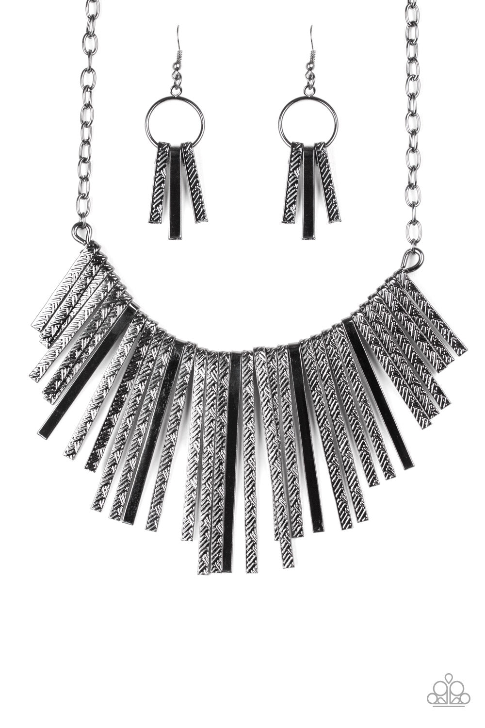 Paparazzi ~ Welcome To The Pack ~ Black Gunmetal Necklace Set
