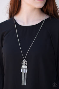 Paparazzi ~ Western Wayward ~ Silver Necklace Set