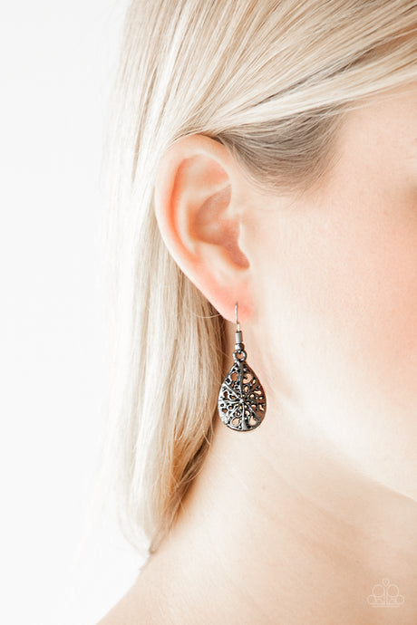 Paparazzi ~ Western Wisteria ~ Black Earrings