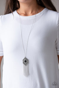 Paparazzi ~ Work The ROAM ~ Black Necklace Set