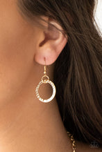 Load image into Gallery viewer, Paparazzi - Coast Coasting - Gold Necklace - Klassy Jewelz Boutique