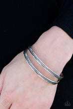 Load image into Gallery viewer, Paparazzi ~ Simply Santa Fe ~ Fashion Fix Complete Trend Blend ~ White and Silver Necklace Set
