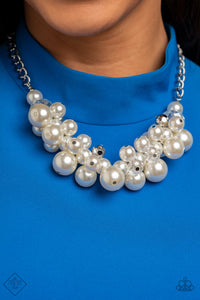 Paparazzi ~ Fiercely 5th Avenue ~ Fashion Fix Complete Trend Blend ~ White Necklace Set