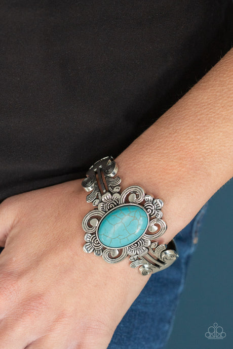 Paparazzi - Mojave Mystic - Blue Bracelet (Life of the Party Exclusive)